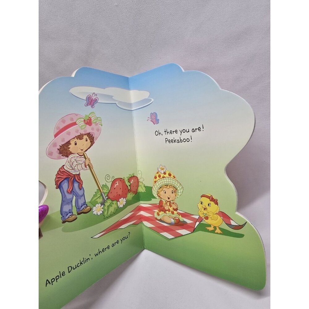 Strawberry Shortcake Board Book Apple Dumplin’s Day by Monique Z. Stephens - Picture 5 of 13
